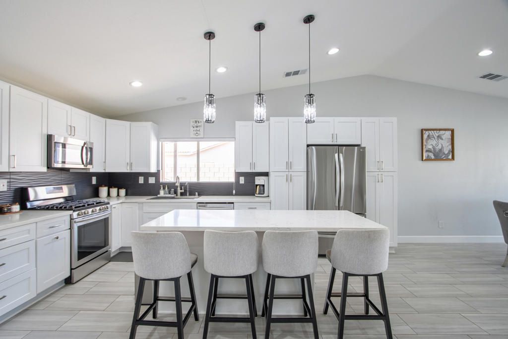 81358 Avenida Blanca, Indio, CA 92201