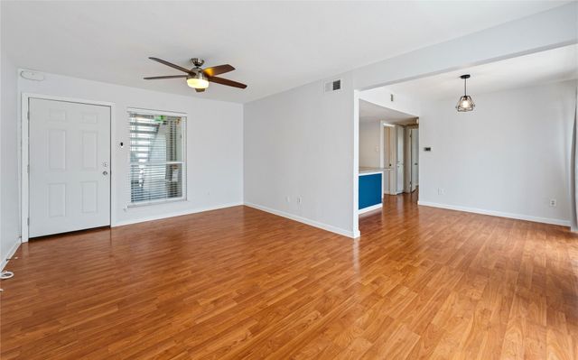 2124 Burton DR 159, Austin, TX 78741