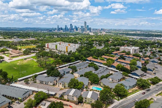 2124 Burton DR 159, Austin, TX 78741