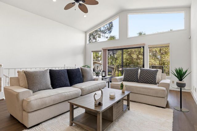 12547 Out Of The Way Pl, Auburn, CA 95603