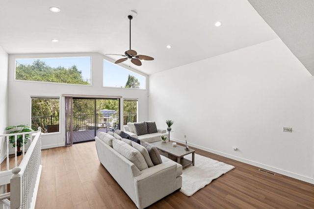 12547 Out Of The Way Pl, Auburn, CA 95603