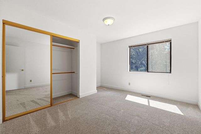 12547 Out Of The Way Pl, Auburn, CA 95603