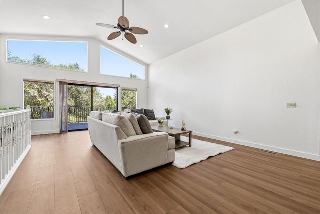 12547 Out Of The Way Pl, Auburn, CA 95603