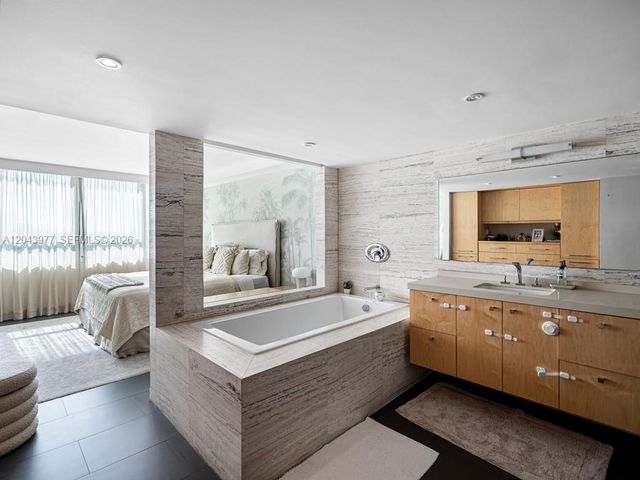 11 Island Ave 1712, Miami Beach, FL 33139