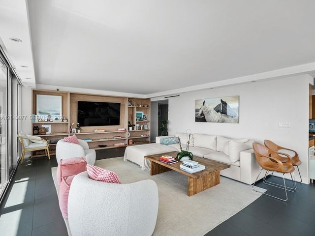 11 Island Ave 1712, Miami Beach, FL 33139