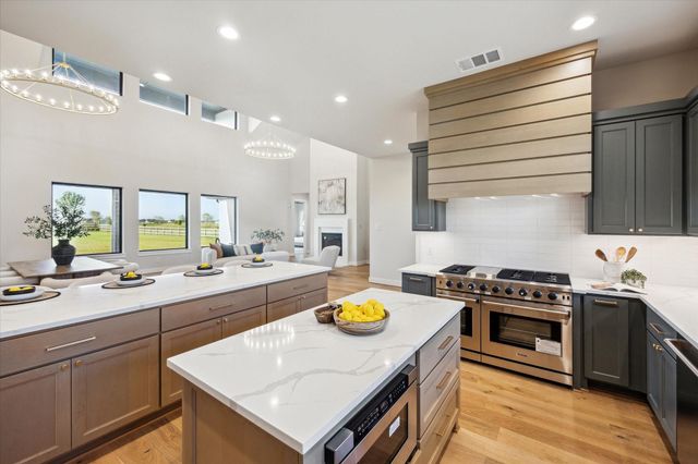 1020 Lake Breeze Drive, Waller, TX 77484