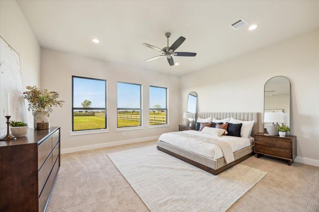 1020 Lake Breeze Drive, Waller, TX 77484