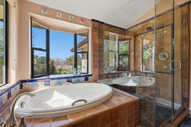 2909 Harris Drive, Vista, CA 92084