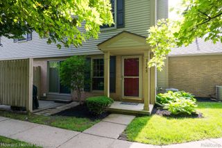 3145 Hidden Ridge Drive, Waterford Charter Township, MI 48328