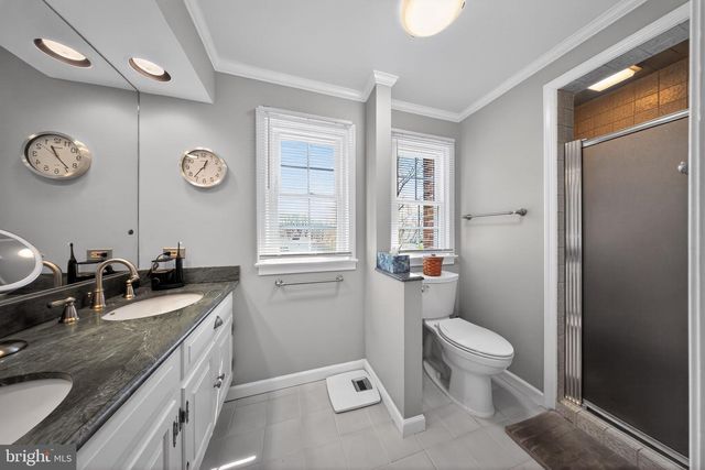 2953 PARKVIEW LN, Allentown, PA 18103