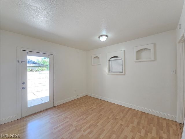 5513 Alta Drive, Las Vegas, NV 89107