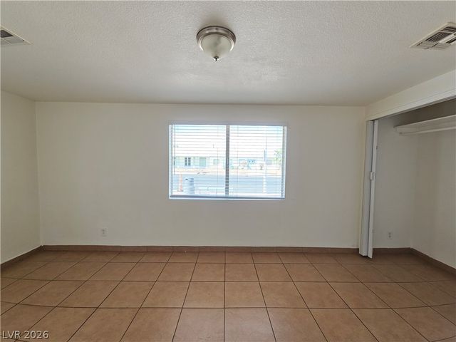 5513 Alta Drive, Las Vegas, NV 89107