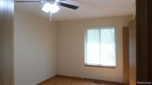 33831 Hooker Road 6, New Baltimore, MI 48047