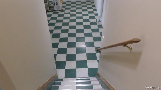 33831 Hooker Road 6, New Baltimore, MI 48047