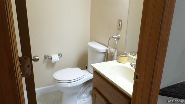 33831 Hooker Road 6, New Baltimore, MI 48047