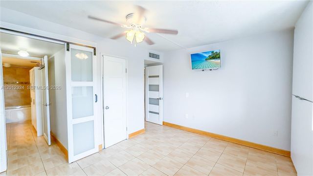 2841 NE 163rd St 1210, North Miami Beach, FL 33160