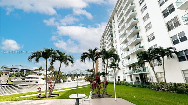 2841 NE 163rd St 1210, North Miami Beach, FL 33160