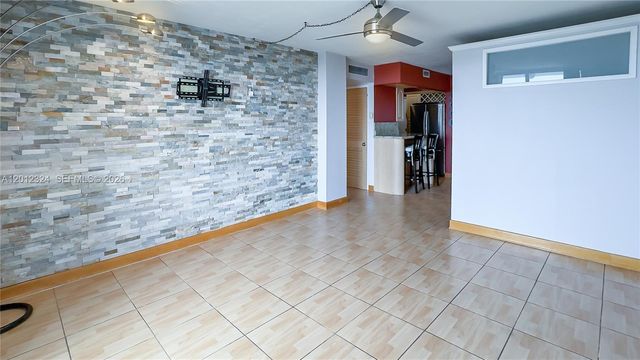 2841 NE 163rd St 1210, North Miami Beach, FL 33160