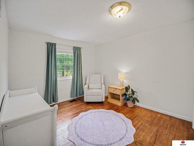 510 Leavitt Lane, Lincoln, NE 68510