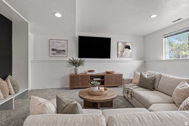 1873 N 25 E, Layton, UT 84041