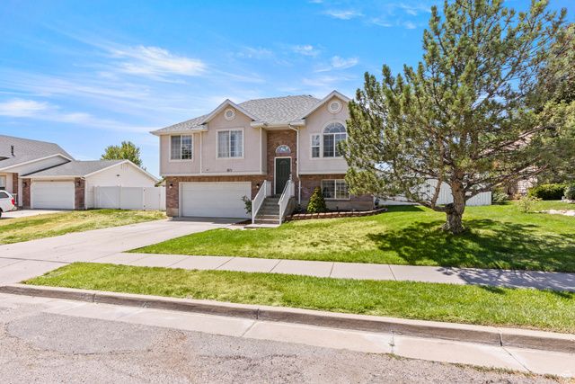 1873 N 25 E, Layton, UT 84041