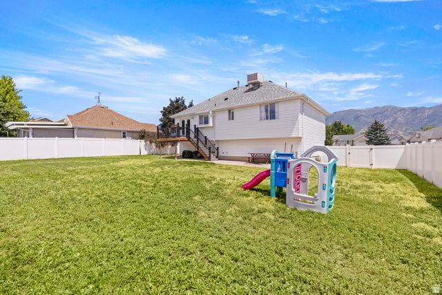1873 N 25 E, Layton, UT 84041