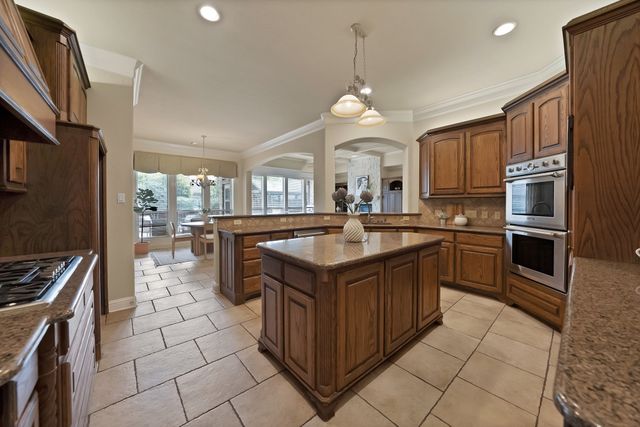 3410 Lake Creek Trail, Mansfield, TX 76063