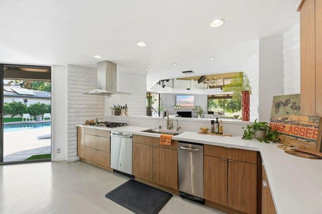 16135 Pauma Valley Drive, Pauma Valley, CA 92061