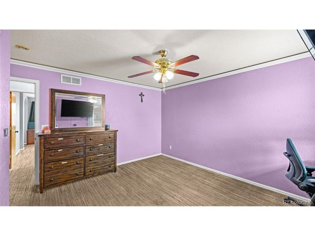 11049 Eagle Creek Pkwy, Commerce City, CO 80022
