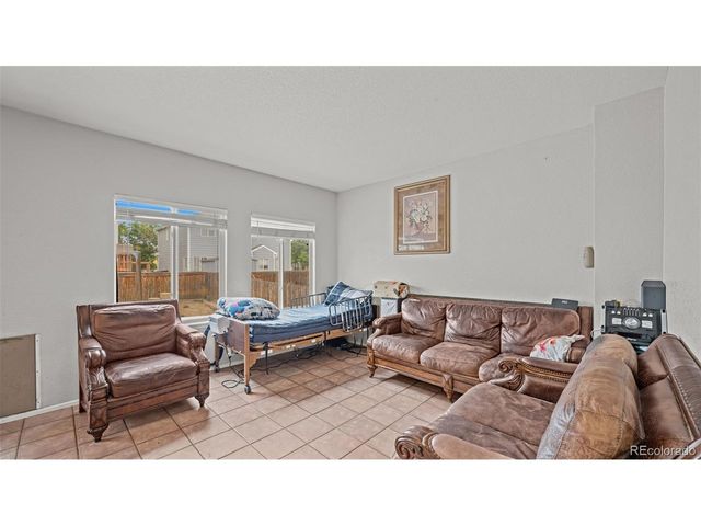 11049 Eagle Creek Pkwy, Commerce City, CO 80022