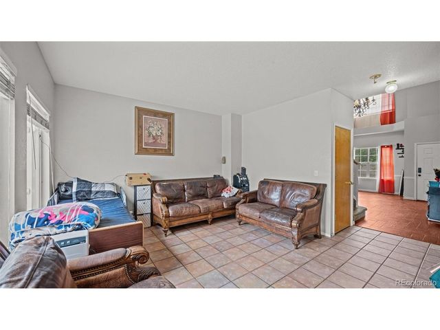 11049 Eagle Creek Pkwy, Commerce City, CO 80022