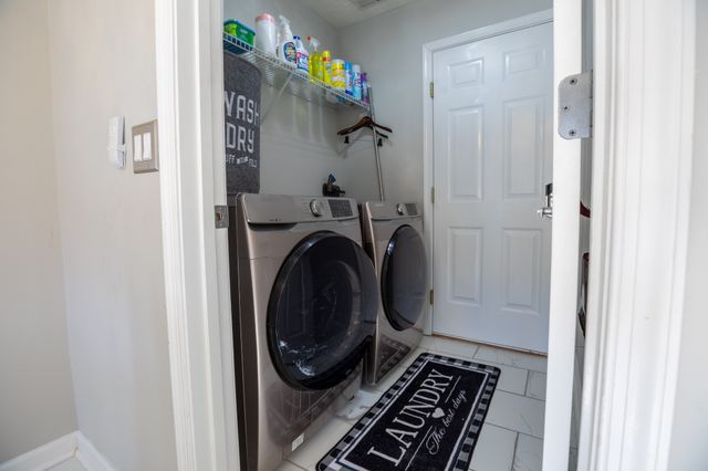 5464 Daniel Ray Dr, Whites Creek, TN 37189