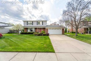 16299 Edgewood Drive, Livonia, MI 48154