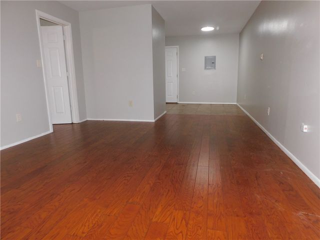 1718 Radio Road D, Dayton, OH 45403