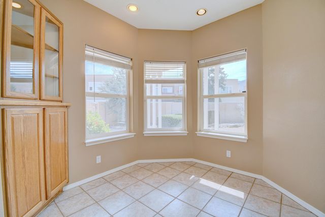 5809 Vulcan Vista Drive NE, Albuquerque, NM 87111