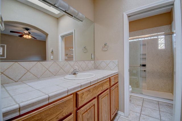 5809 Vulcan Vista Drive NE, Albuquerque, NM 87111