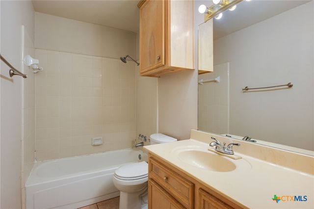2007 Sandalwood Lane, Bryan, TX 77807