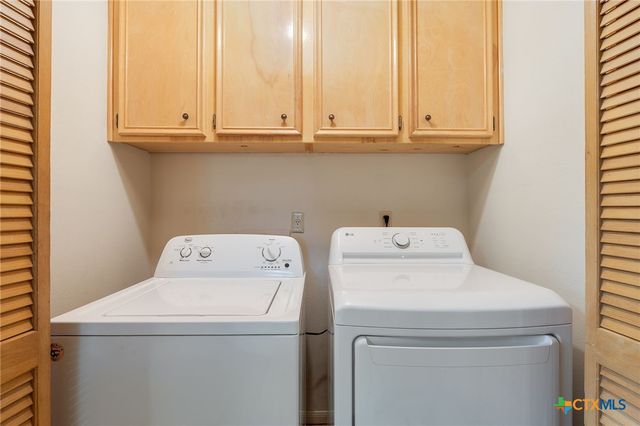 2007 Sandalwood Lane, Bryan, TX 77807