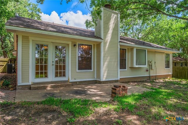 2007 Sandalwood Lane, Bryan, TX 77807
