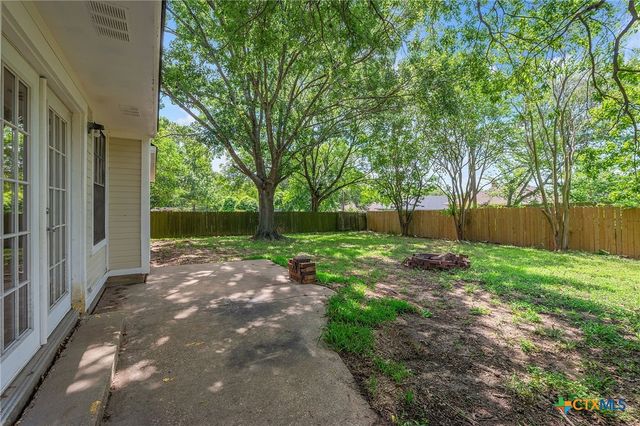 2007 Sandalwood Lane, Bryan, TX 77807