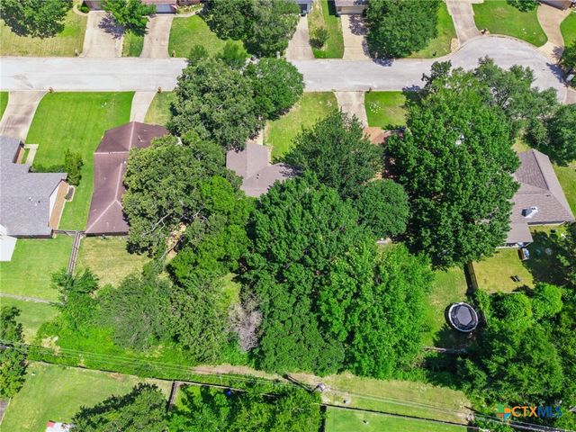 2007 Sandalwood Lane, Bryan, TX 77807