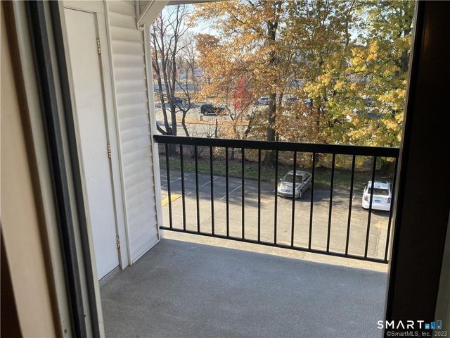 31 High Street 5304, East Hartford, CT 06118