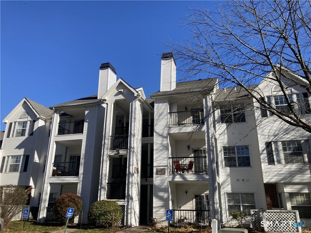 31 High Street 5304, East Hartford, CT 06118