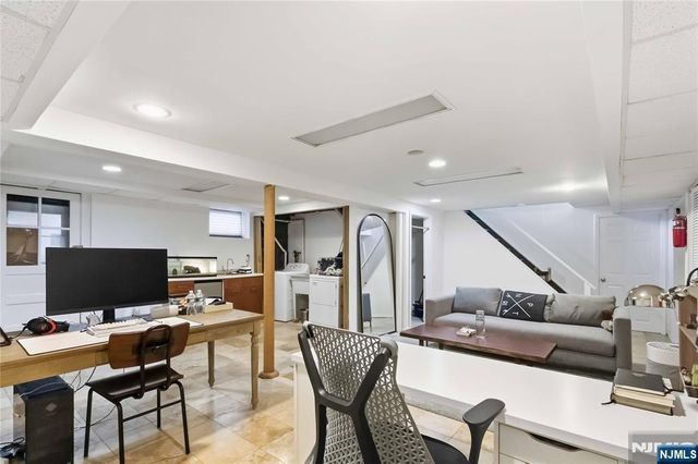 587 Closter Dock Road, Closter, NJ 07624