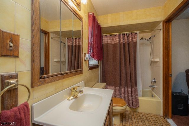 70 Mading Ter., Hillside Twp., NJ 07205