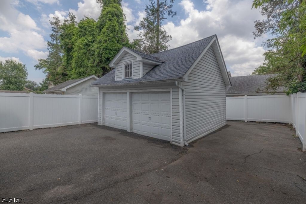 70 Mading Ter., Hillside Twp., NJ 07205 — photo 5