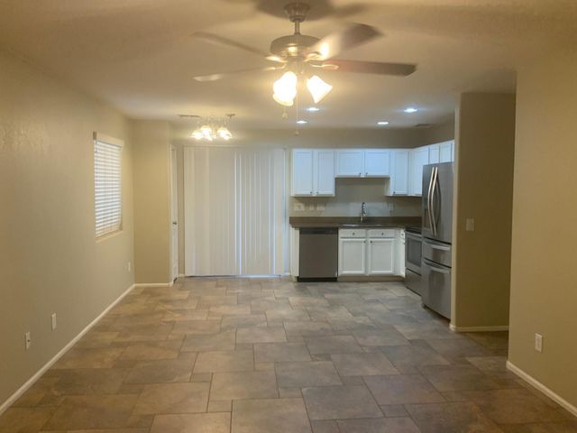 4171 E Tanzanite Lane, San Tan Valley, AZ 85143