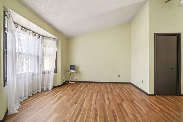 2670 Thorn Creek Street Se, City Of Kentwood, MI 49508