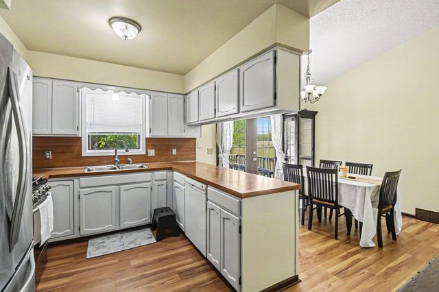 2670 Thorn Creek Street Se, City Of Kentwood, MI 49508