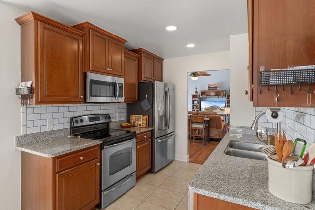 6902 WIREVINE DRIVE, Brooksville, FL 34602